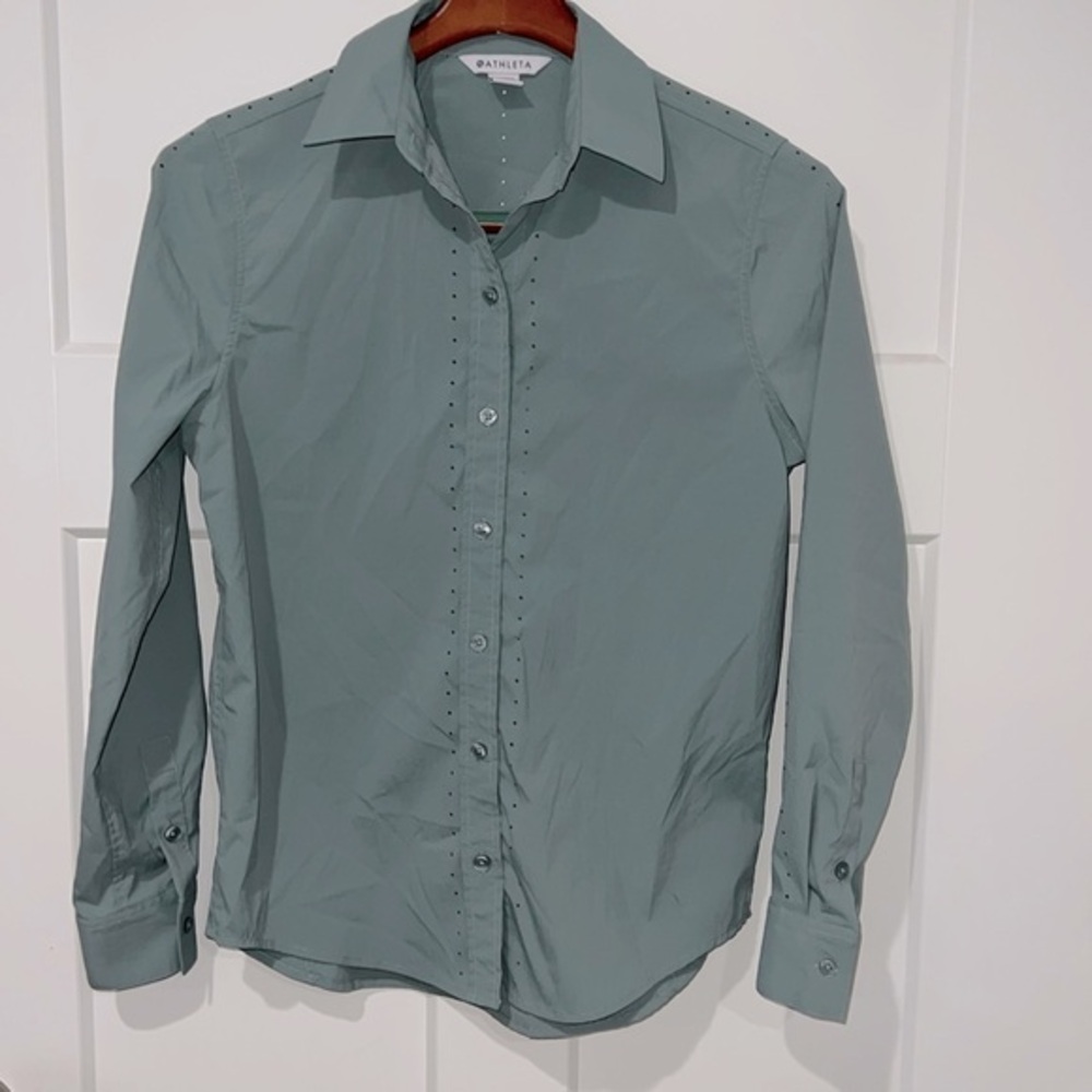 Athleta Midtown II Lasercut Minimalist Long Sleeve Button Up Sz XS